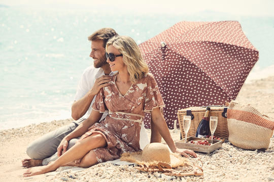 Bec Cole · Advertising · DAYDREAM ISLAND RESORT 